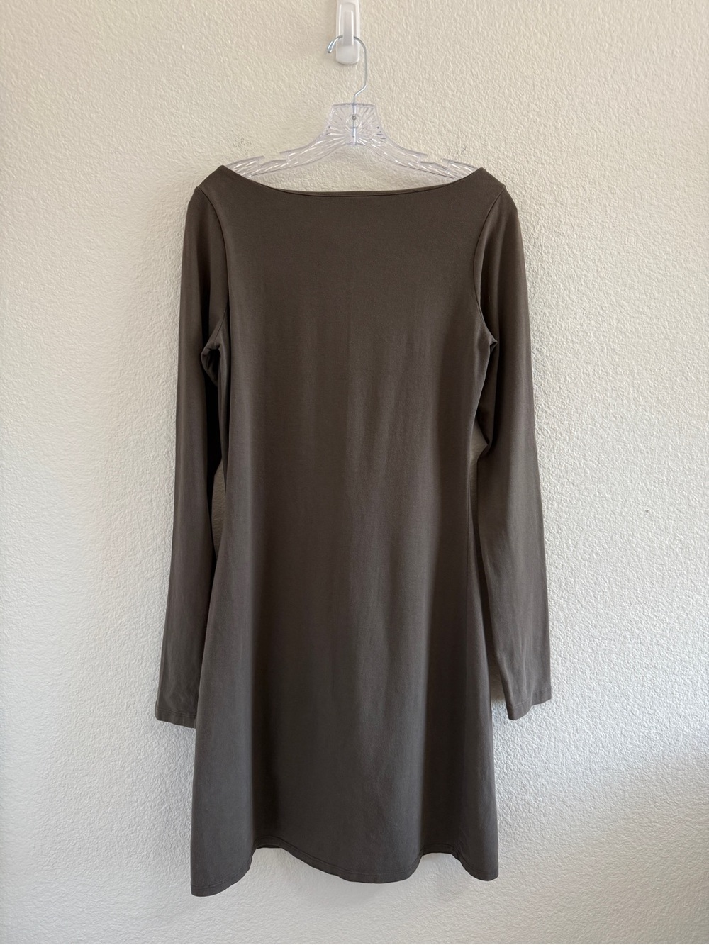 James Perse Long Sleeve Cowl Neck Dress in Taupe- Standard Line - Picture 4 of 10
